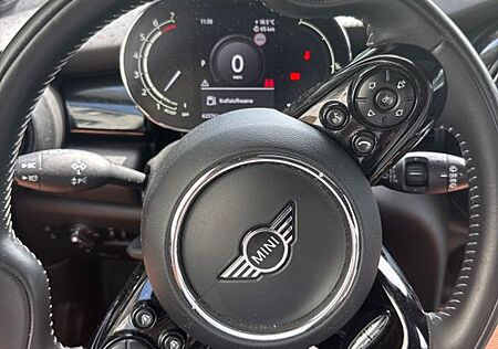 Mini ONE - Garantie und Servicepaket bei BMW noch 1.J