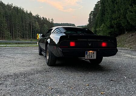Pontiac Trans Am Turbo Y84 (Bandit 2)
