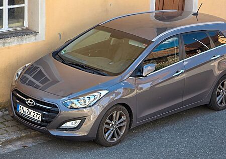 Hyundai i30 1.6 CRDi 81kW FIFA World Cup EDITION FIF...