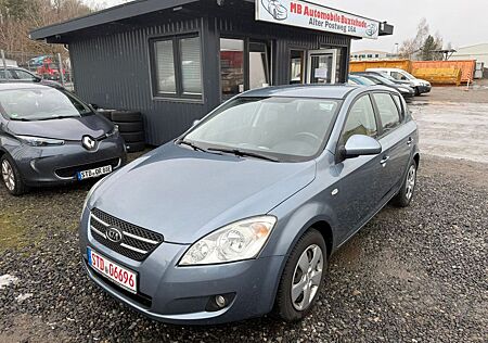 Kia Cee'd Ceed 1,4*1.Hand*Klima*100Tkm*Tüv 10-2027*