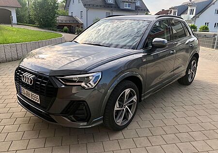 Audi Q3 35 TFSI S tronic 2 S line LED WR AHK Garantie