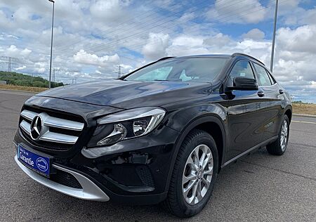 Mercedes-Benz GLA 200 GLA -4 Matic CDI / d