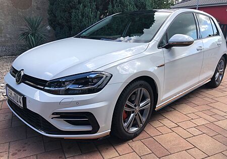 VW Golf Volkswagen 1.4 TSI 92kW DSG R line
