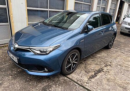 Toyota Auris Hybrid Edition-S+
