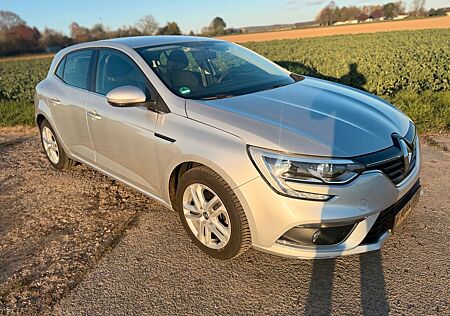 Renault Megane MeganeIV TCE132 Lim5-trg. Experience 33tkm 1.Hd