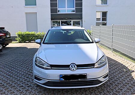 VW Golf Volkswagen Variant 1.6 TDI BMT Comfortline