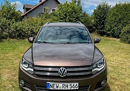 VW Tiguan Volkswagen 1.4 TSI LIFE 160 PS - 1. Hand TÜV 02/2027