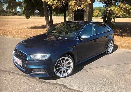 Audi A3 Sportback quattro sport*3x S-LINE*LED*AHK