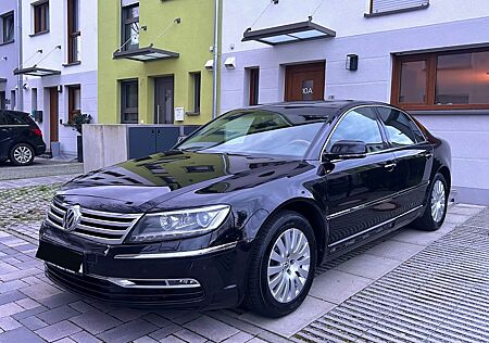 VW Phaeton Volkswagen 3.0 V6 TDI 4MOTION Tiptronic 5-Sitzer -