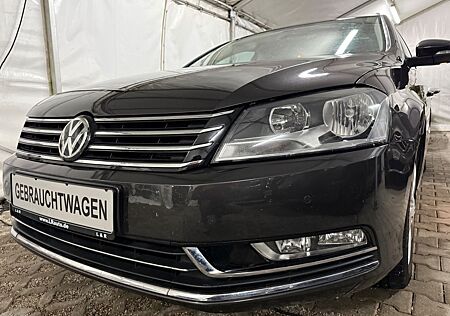 VW Passat Variant Volkswagen Passat2.0 TDI 4MotionDSG Navi Pano Kamera StandH