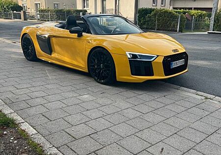 Audi R8 V10 Spyder PERFORMANCE 610PS Keramik 23tkm TOP