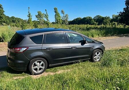 Ford S-Max 1,5 EcoBoost Business Edition Business...