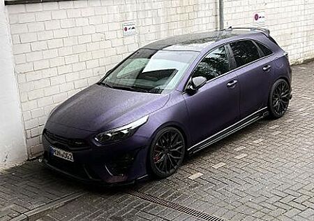 Kia Cee'd / Ceed 1.6 T-GDI DCT GT GT