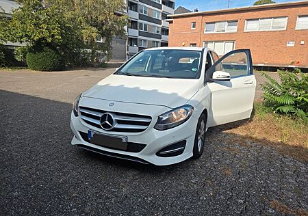 Mercedes-Benz B 180 d -