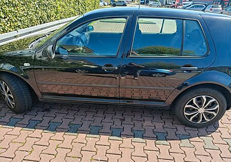 VW Golf Volkswagen 1.6 Auto Basis Basis
