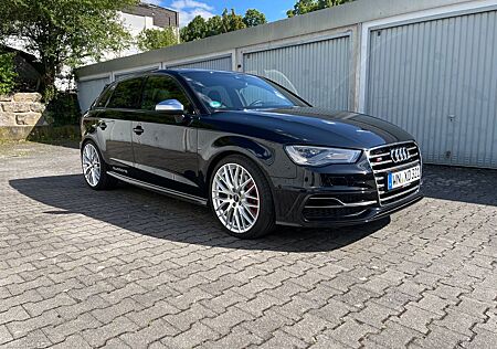 Audi S3 2.0 TFSI S tronic Sportback 385PS
