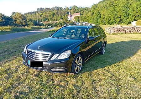 Mercedes-Benz E 350 BlueEFFICIENCY, gepflegt, gute Ausstattung