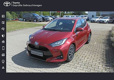 Toyota Yaris Hybrid Club