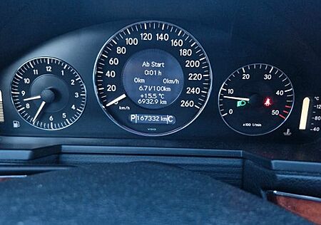 Mercedes-Benz E 220 CDI ELEGANCE Elegance