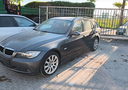 BMW 320d touring -