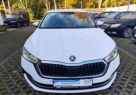Skoda Octavia Combi First Edition