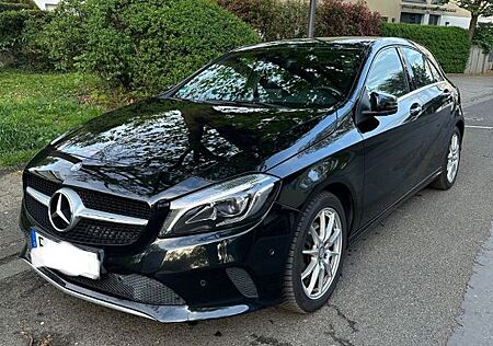 Mercedes-Benz A 180 -