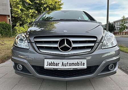 Mercedes-Benz B 180 Elegance