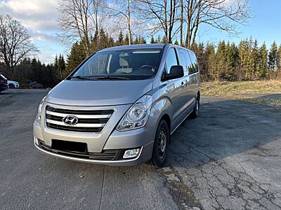 Hyundai 2.5 CRDI 170 PS | Automatik | 8-Sitzer