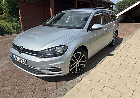 VW Golf Volkswagen 1.6 TDI SCR DSG 17-Alu Sitzheizung Tempomat