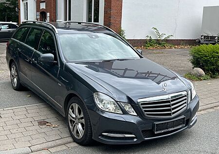 Mercedes-Benz E 220 CDI BlueEfficiency-Automatik-Navi-Leder-