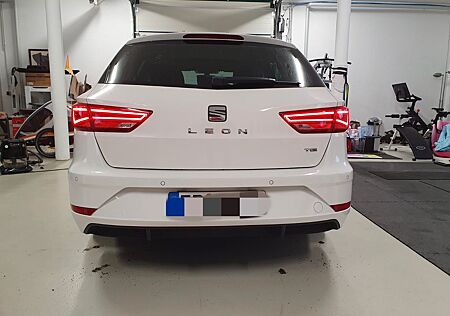 Seat Leon ST 1.4 TGI Style/Pano/LED/Klimaaut/TÜV NEU