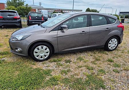 Ford Focus Lim. Champions Edition