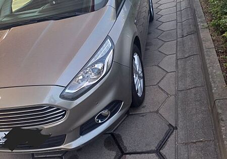 Ford S-Max 2,0 EcoBlue 110kW Titanium Auto Titanium