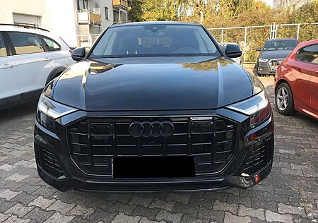 Audi Q8 55 TFSI quattro tiptronic - Hybrid 21Zoll RS