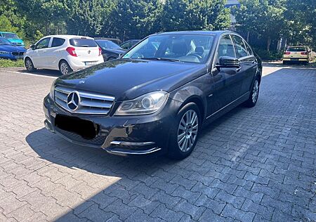 Mercedes-Benz C 250 BlueEFFICIENCY AVANTG. Autom. TÜV 07/2027