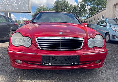 Mercedes-Benz C 180 AVANTGARDE/ Automatik/leder