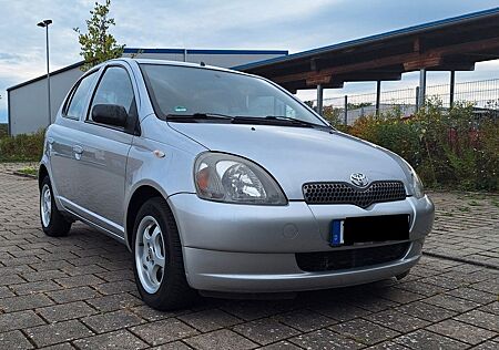 Toyota Yaris 1.3 -