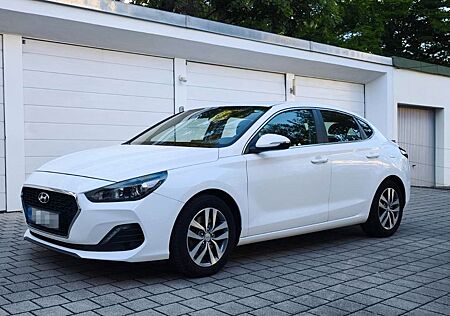 Hyundai i30 1.4 T-GDI Trend Fastback Trend