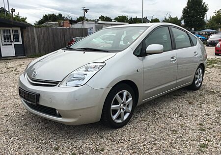 Toyota Prius Executive KEYLESS NAVI SHZ PDC