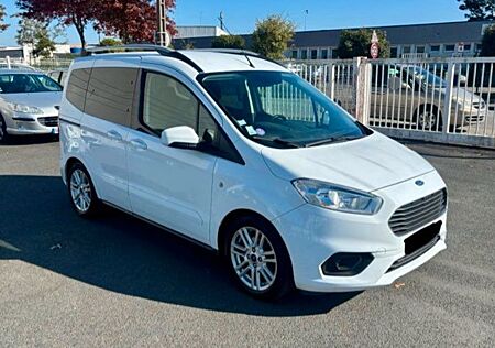 Ford Tourneo Courier gebraucht kaufen Ford Tourneo Courier 1.0i ecoboost 100 CV