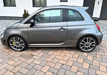 Abarth 695 1.4 T-Jet 16V Automatik -