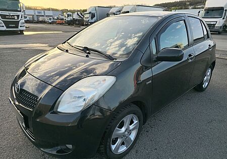 Toyota Yaris Executive 1,4D-4D Keyless Go