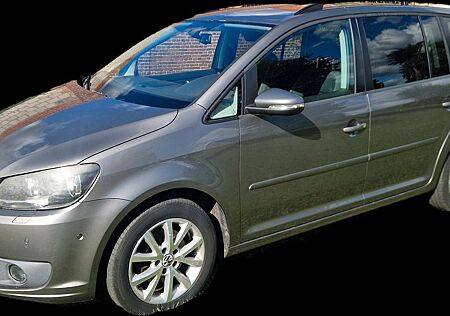 VW Touran Volkswagen 1,6 TDI DPF Facelift DSG, Navi, Freisprec