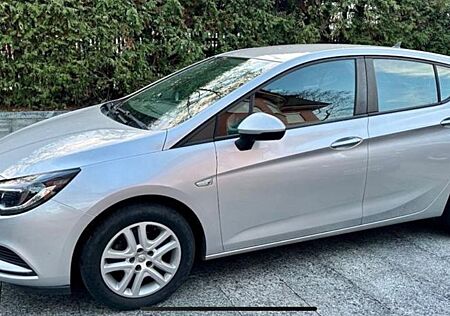 Opel Astra 1.6 CDTI Selection 81kW Selection