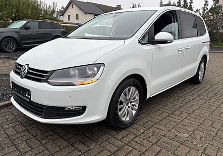 VW Sharan Volkswagen Comfortline BMT 7 Sitzer Navi Alu PDC RFK