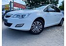 Opel Astra J Lim. 5-trg. Selection