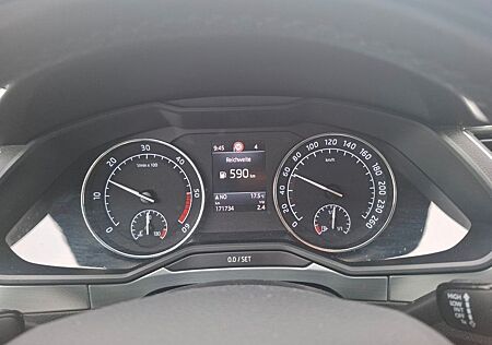 Skoda Superb 2.0 TDI SCR Style Combi Style
