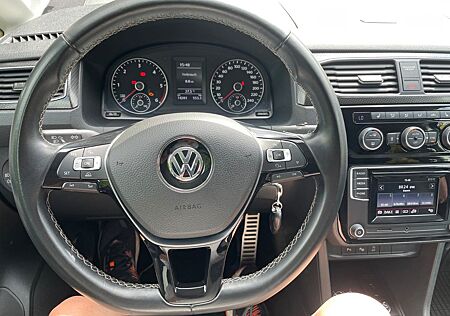 VW Caddy Volkswagen 2,0TDI 75kW BMT Alltrack 5-Sitze Alltrack