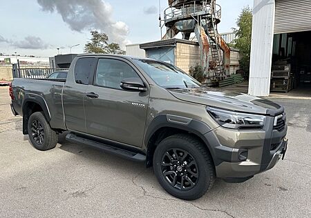 Toyota Hilux EXTRA CAB 2.8, INVINCIBLE, Automatik