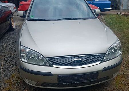 Ford Mondeo 1,8 81 kW Trend Tüv Neu